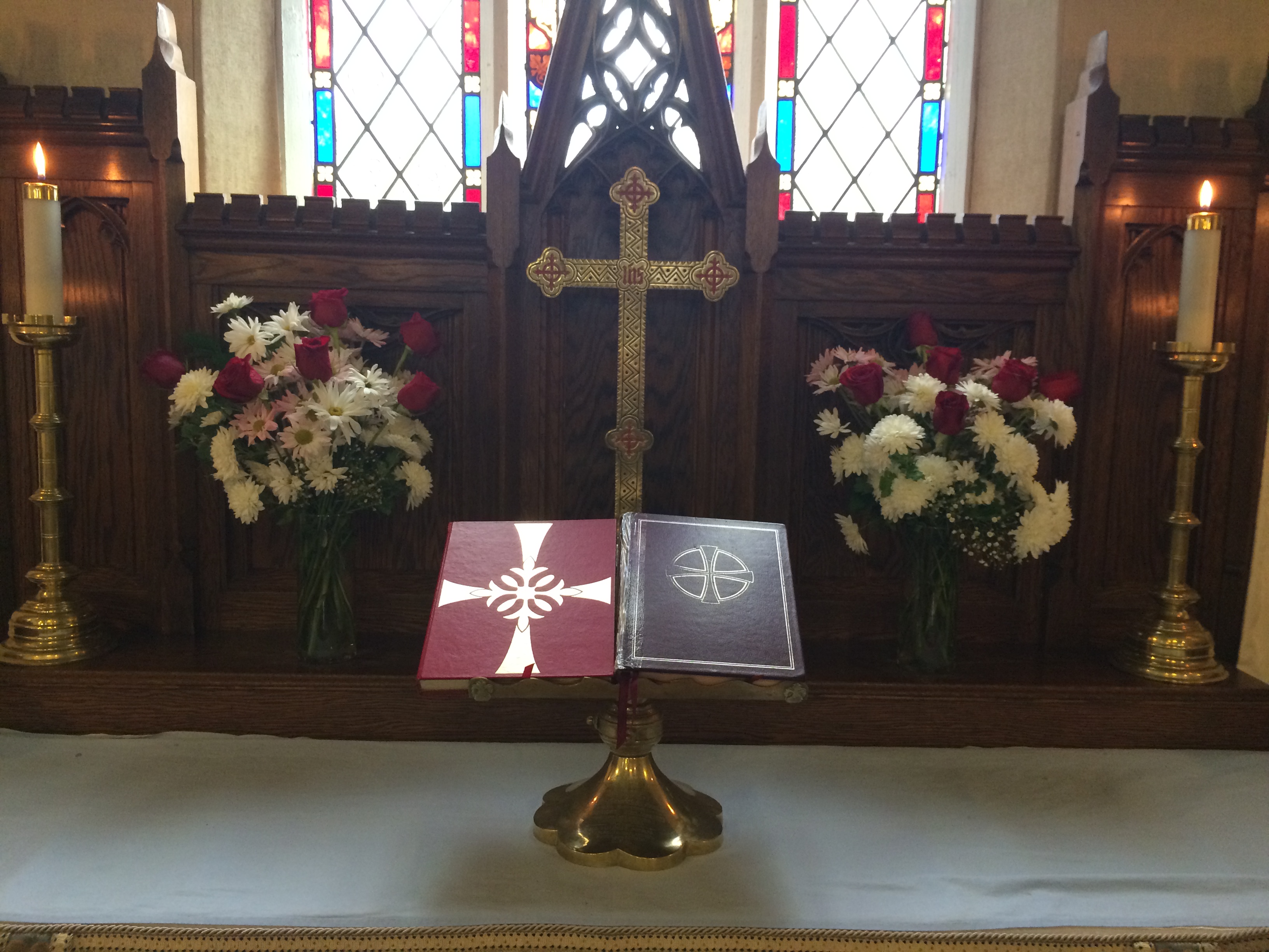 Sunday, November 13th at St. Luke's: Flowers on the Altar are in loving memory of Allana Dauphinee. From Husband Wayne Dauphinee & Family..